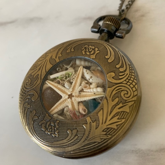 Ornate sea glass necklace - Picture 3 of 4